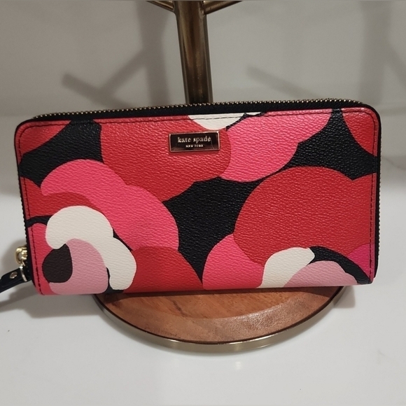 Kate Spade long wallet - Picture 1 of 9